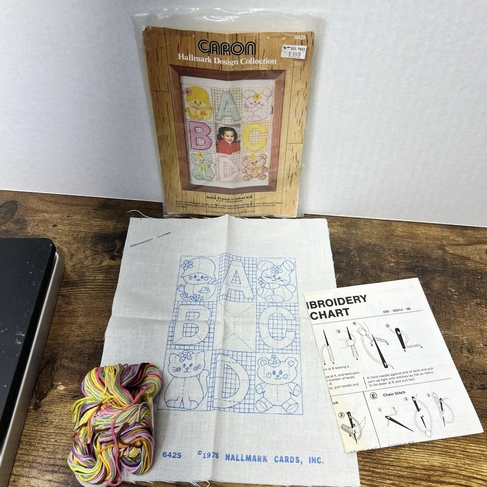 Caron Hallmark‎ Baby Embroidery Kit Vintage 1978 Made In USA Personalized Sweet